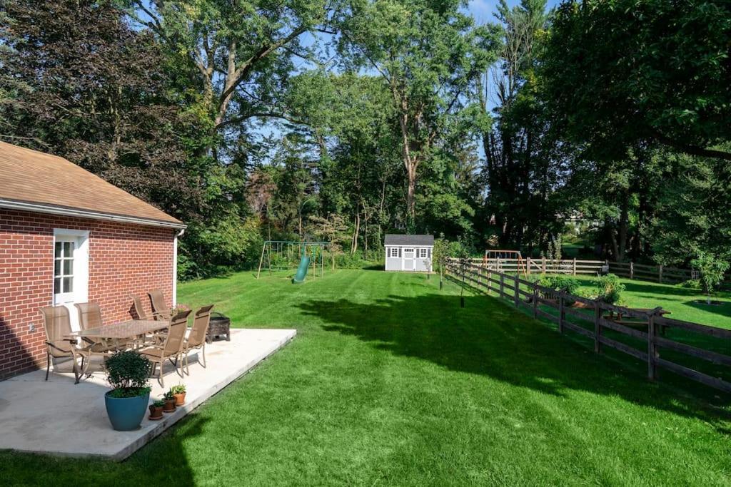 Beautiful Fully-furnished Colonial In